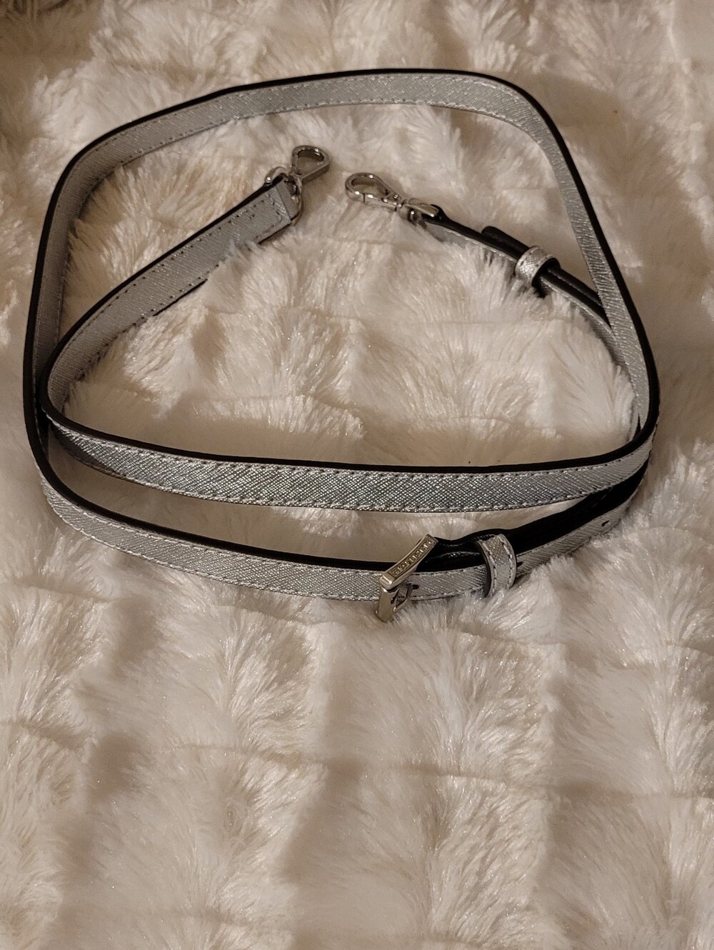 Silver Michael Kors Purse - Crosbody/Shoulder or Clutch - LIKE NEW - Picture 8 of 14